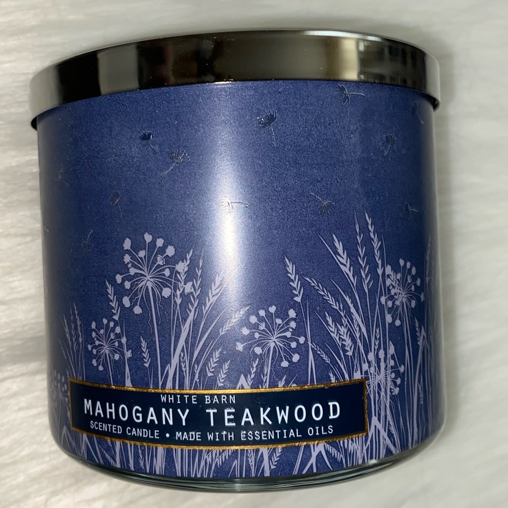 Mahogany teakwood 🌟 3wick candle